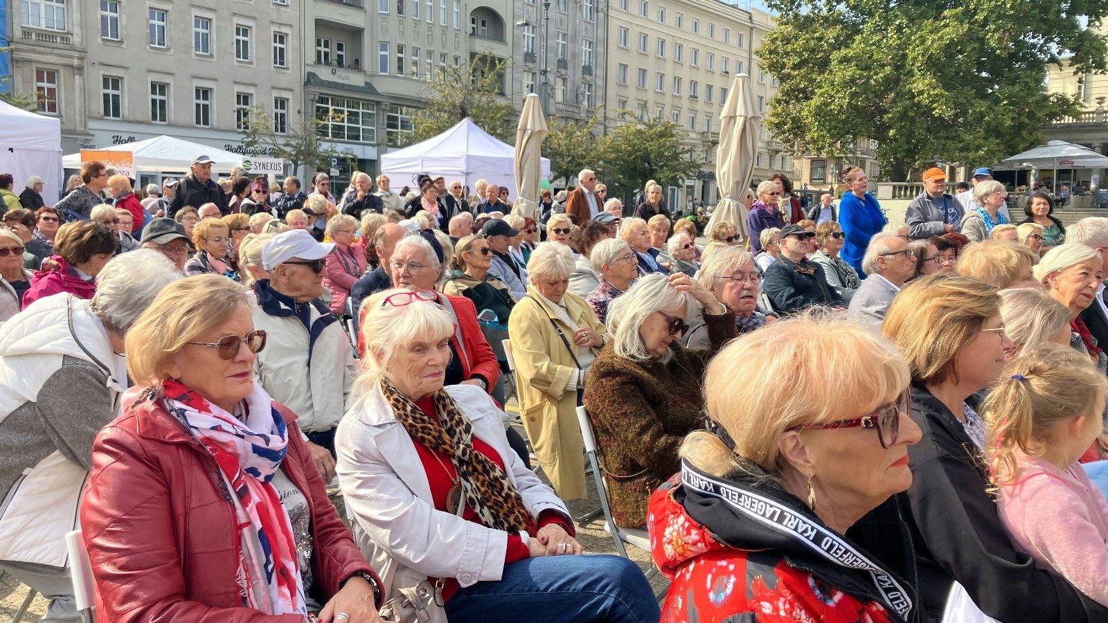 Raport z konsultacji społecznych Polityki Senioralnej Miasta Poznania na lata 2023-2026